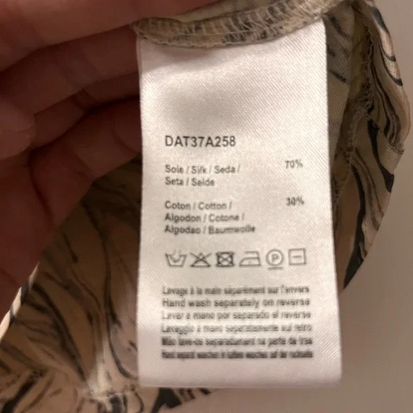 GERARD DAREL Cute Summer Top Made of 70% silk and 30% cotton - Picture 2 of 6